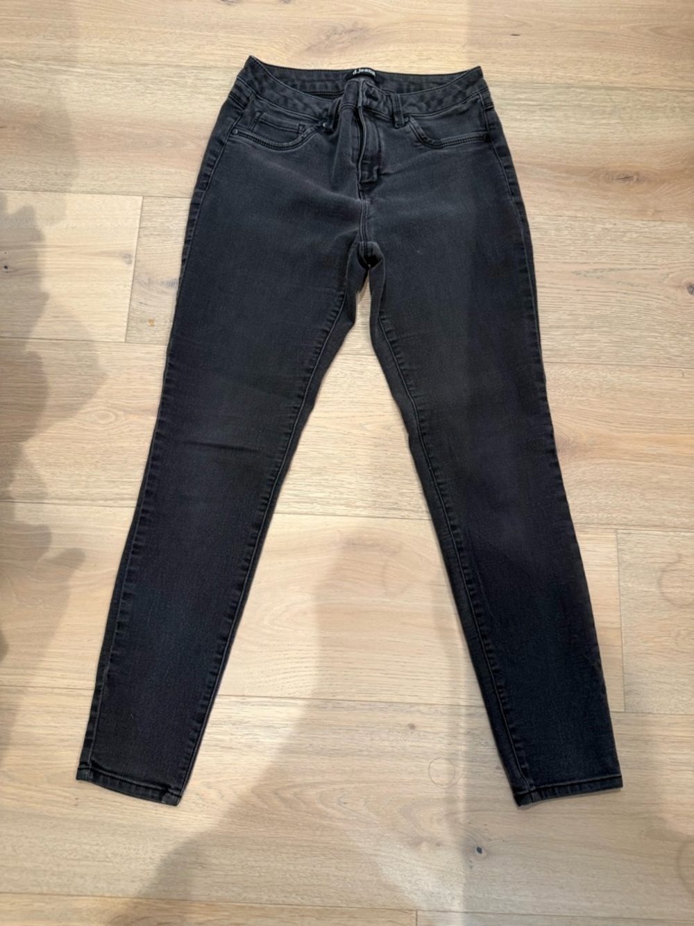 Women's Black size 8- Skinny Jeans